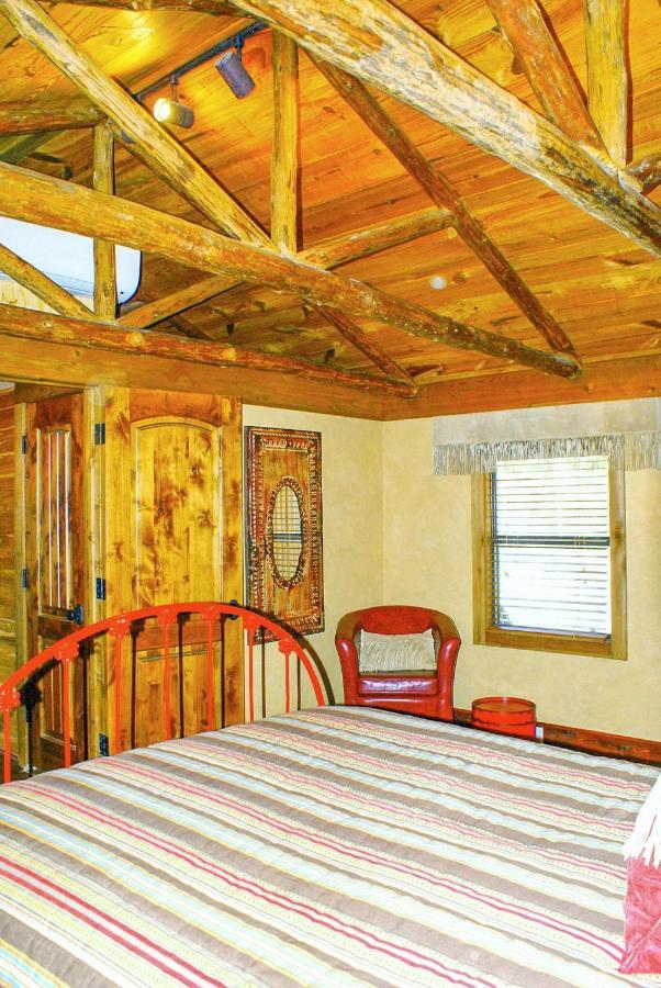 Creekside Falls Wimberley Exterior foto